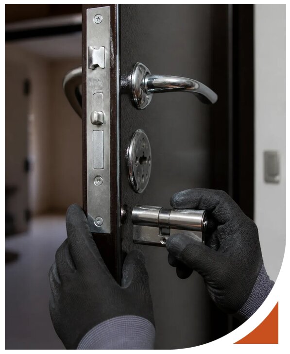 Замена замков Abloy срочно с гарантией и выездом в Колпине